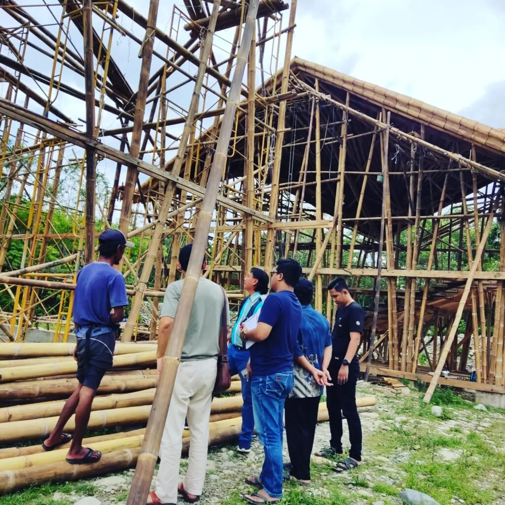 Yayasan PSPMAS dan Project Wings Sumatera Perkuat Kolaborasi Pembangunan Berkelanjutan Berbasis Lingkungan whatsapp image 2025 12 19 at 20.33.28